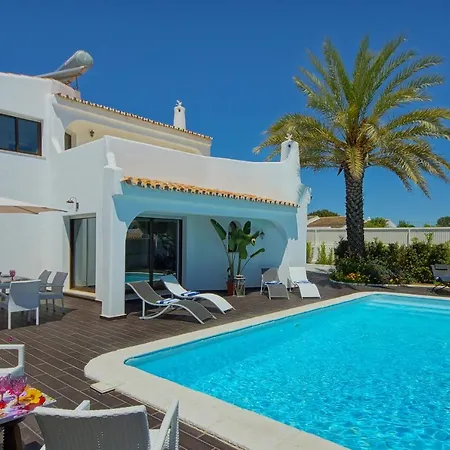 Casa Dos Amigos Villa